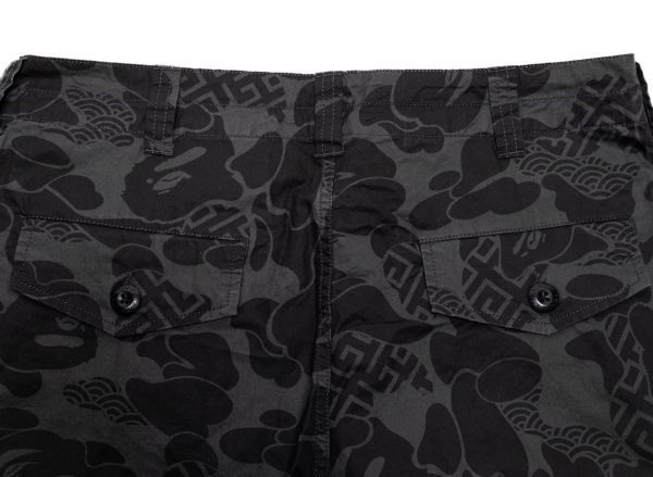 A Bathing Ape Asia Camo Army Pants in Black Discount