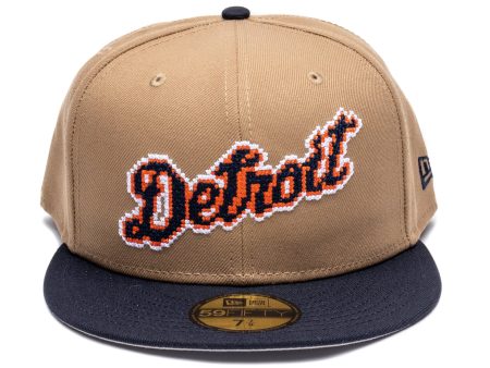 New Era Classic 8-Bit Wordmark Detroit Tigers Fitted Hat Supply